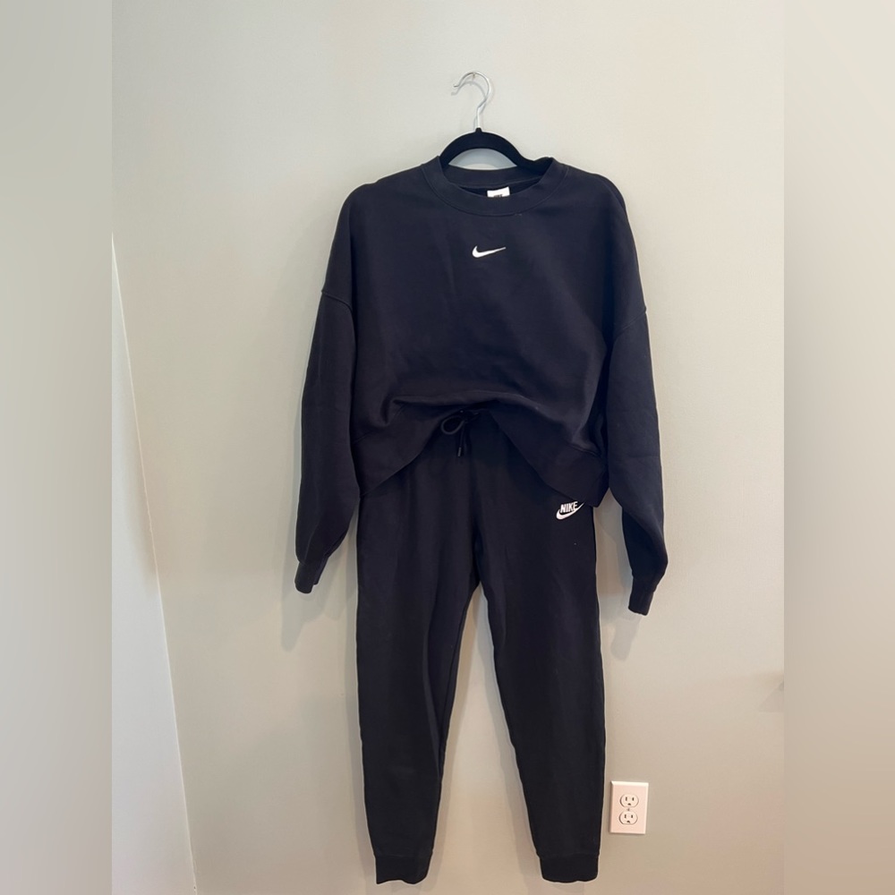 Nike Black Track Pants & Joggers Set